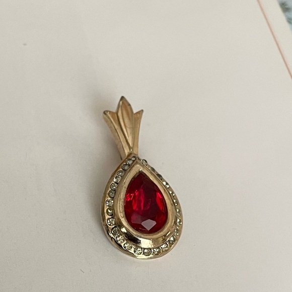 Vintage Ruby Gemstone Oval Pendant - Picture 1 of 7